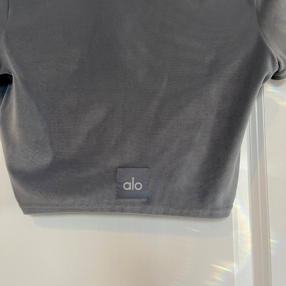 Alo Yoga✨Choice Velour Polo✨Short Sleeve Crop Henley✨Steel Blue✨Size S - Picture 8 of 10